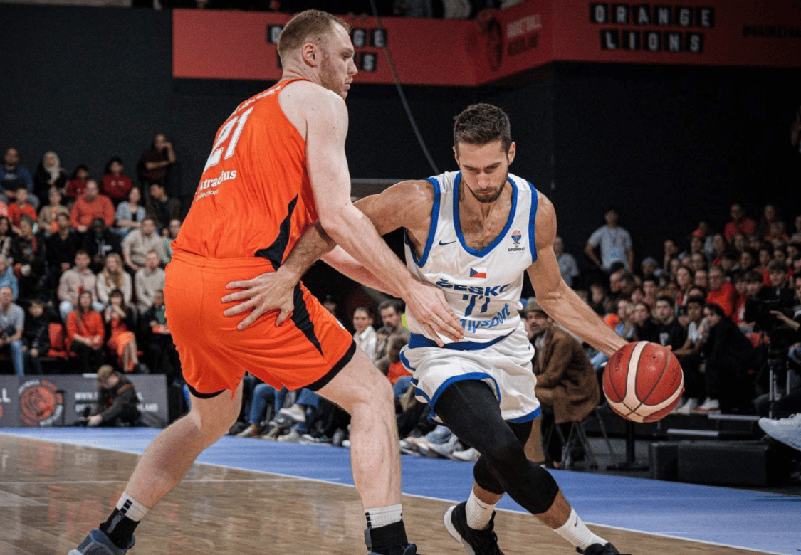 关于窗口期圣保罗调整名单以备NBA总决赛,临场应变环节打磨,悬念犹存,身体对抗强度拉满的信息 关于窗口期圣保罗调整名单以备NBA总决赛,临场应变环节打磨,悬念犹存,身体对抗强度拉满的信息